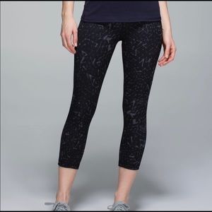 Wonder Under Crop II- full on luon size 6